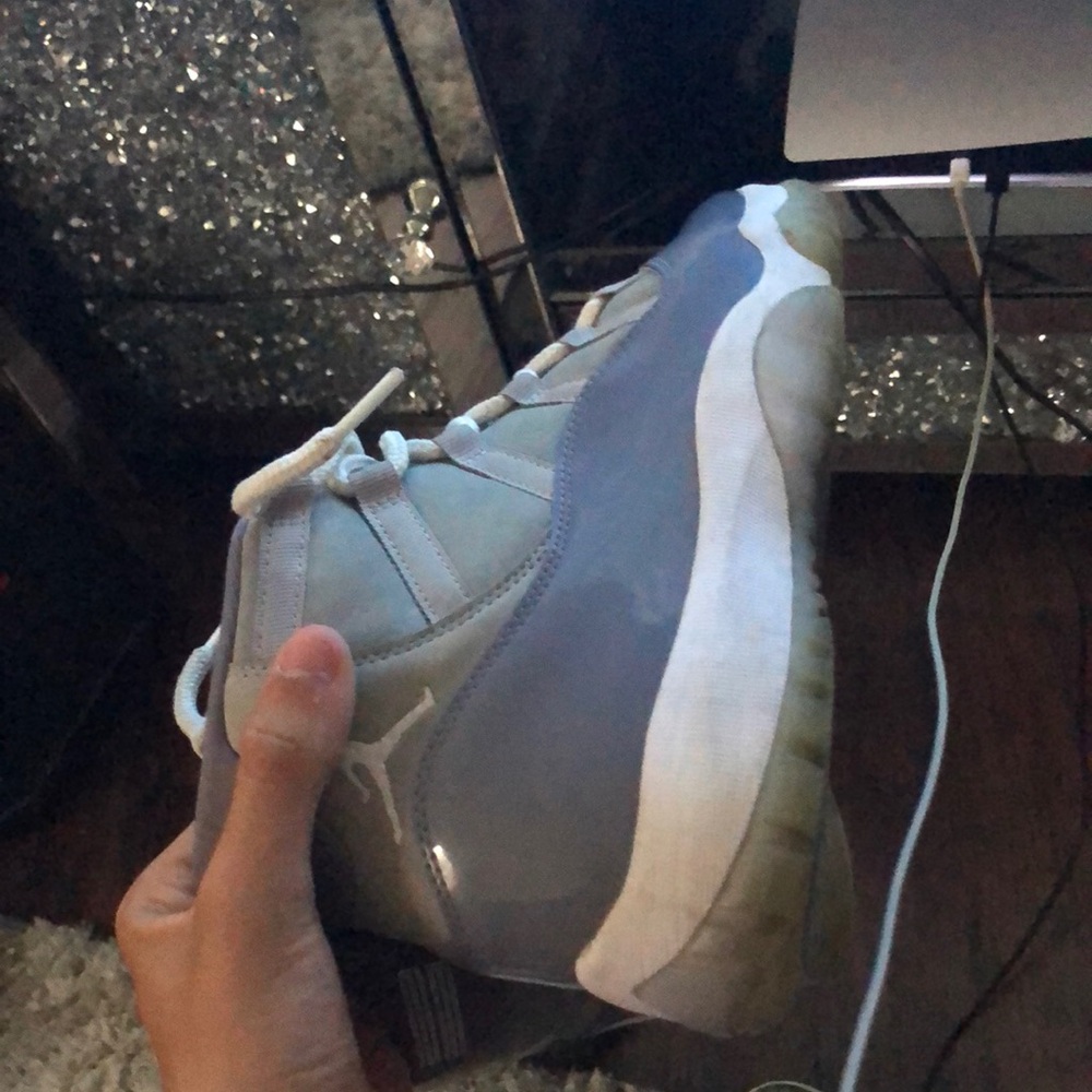 Jordan Athletic Shoes - Gray and White